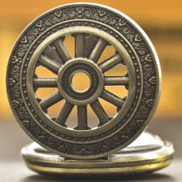 Vintage Bronze Classic Hollowed-Out Carriage Wheel Quartz Pocket Watch Necklace Clamshell Gift For Male And Female Students