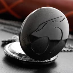 New Black Hero Theme Quartz Pocket Watch Vintage Steampunk Necklace Roman Digital Dial Universal for Men and Women Xh3012