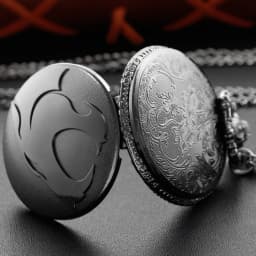 New Black Hero Theme Quartz Pocket Watch Vintage Steampunk Necklace Roman Digital Dial Universal for Men and Women Xh3012