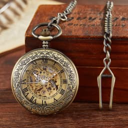 Vintage Bronze Roman Numerals Mechanical Pocket Watch Men Women Steampunk Pattern Hollow Case Cover Pendant Necklace Chain Gift