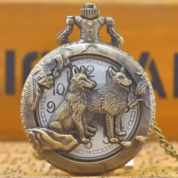 Steampunk Vintage Bronze Cutout Animal Wolf Quartz Pocket Watch Necklace Pendant Clock Chain Men Women Chain Gift