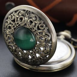 Antique Steampunk Hollow Green Crystal Emerald Imitation Stone Quartz Pocket Watch Necklace Woman Fob Watch TD2130