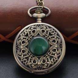 Antique Steampunk Hollow Green Crystal Emerald Imitation Stone Quartz Pocket Watch Necklace Woman Fob Watch TD2130