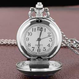 Hot Anime Character Vintage Dome Glass Quartz Pocket Watches with Chain Men Women's Necklace Timing Pendant Children's Gifts