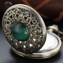 Luxury vintage emerald Quartz Pocket Watch Exquisite Necklace Pendant Fob Chain Vintage Steampunk Pocket Watch Men Women