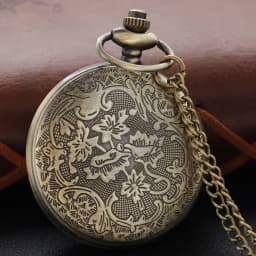 Luxury vintage emerald Quartz Pocket Watch Exquisite Necklace Pendant Fob Chain Vintage Steampunk Pocket Watch Men Women
