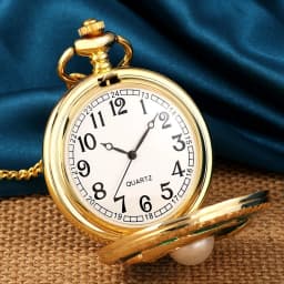 Top Luxury Golden Pisces Necklace Quartz Pocket Watch Vivid Fish Pearl Pattern FOB Chain Green Pendant Constellation Clock Gifts