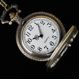 Vintage Bronze Motorcycle Design Elegant Vintage Pocket Watch Collection Decorated Gift Necklaces for Men and Women