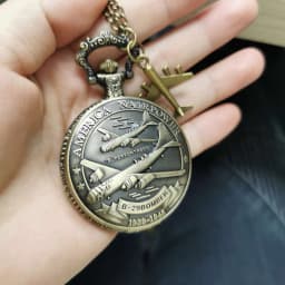 1939-1945 America Nairpower B-29 Aircraft Quartz Pocket Watch Retro Army Military Necklace Chain Clock with Airplane Accessory