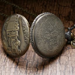 Vintage Bronze Classic Car Design Quartz Pocket Watch Men's Souvenir Gift Collection