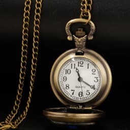 Vintage Five-pointed Star Men's Dome Quartz Pocket Watch Arabic Numeral Dial Men Women Necklace Pendant Creative Clock Gifts
