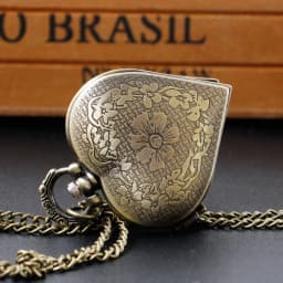 Heart Skeleton Design Vintage Pocket Watch Men Women Best Gift Fob Watch Arabic Digital Dial Pendant Necklace Pocket Watch