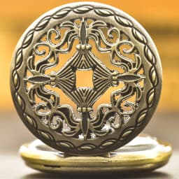 Vintage Bronze Clamshell Cutout Creative Carved Necklace Quartz Pocket Watch Fashion Male And Female Students Universal