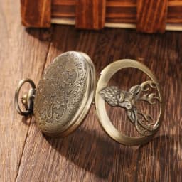 Popular Vintage Bronze Quartz Movement Pocket Watch Hollowed-Out Deer Head Carved Christmas Gifts For Men And Women