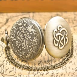 Retro Bronze Steampunk Flip-Top Male And Female Student Gifts Quartz Necklace Celtic Knot Commemorative Pocket Watch