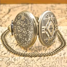 Retro Bronze Steampunk Flip-Top Male And Female Student Gift Quartz Necklace Series Commemorative Pocket Watch