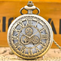 Retro Charm Neutral Fashion Hollow Gear Carving Quartz Steampunk Pocket Watch Women's and Men's Necklace Pendant Gift