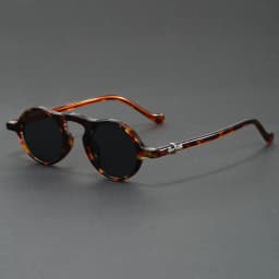 Vintage Round Sunglasses for Women Men Ultra-Light Oval Mini-Framed Fashion Sunglasses for Driving High Quality Travel Eyewear