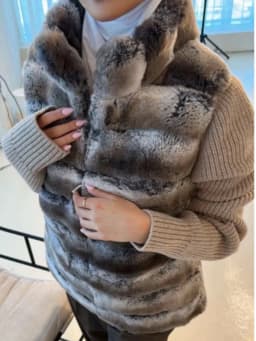 Street Faux Fur Patchwork Jacket Women Design Sense Long Sleeves Casual Female Coat 2025 Autumn Winter Lady Streetwear New
