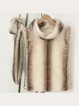 Mumaroho 2026 Winter Spring Women Faux Fur Sable Vest Crop Top Solid Turtleneck Eco Mink Faux Fur Tank Tops Pullover Jacket