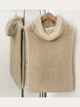 Mumaroho 2026 Winter Spring Women Faux Fur Sable Vest Crop Top Solid Turtleneck Eco Mink Faux Fur Tank Tops Pullover Jacket
