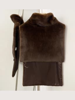 Mumaroho 2026 Winter Spring Women Faux Fur Sable Vest Crop Top Solid Turtleneck Eco Mink Faux Fur Tank Tops Pullover Jacket
