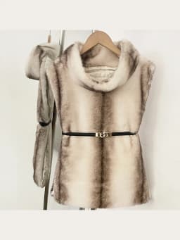 Mumaroho 2026 Winter Spring Women Faux Fur Sable Vest Crop Top Solid Turtleneck Eco Mink Faux Fur Tank Tops Pullover Jacket