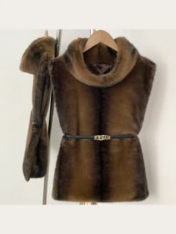 Mumaroho 2026 Winter Spring Women Faux Fur Sable Vest Crop Top Solid Turtleneck Eco Mink Faux Fur Tank Tops Pullover Jacket