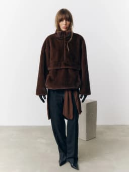 2025 Designer Faux Fur Coat, New Winter Style, Warm Pullover Zipper Top Simple Stylish And Elegant