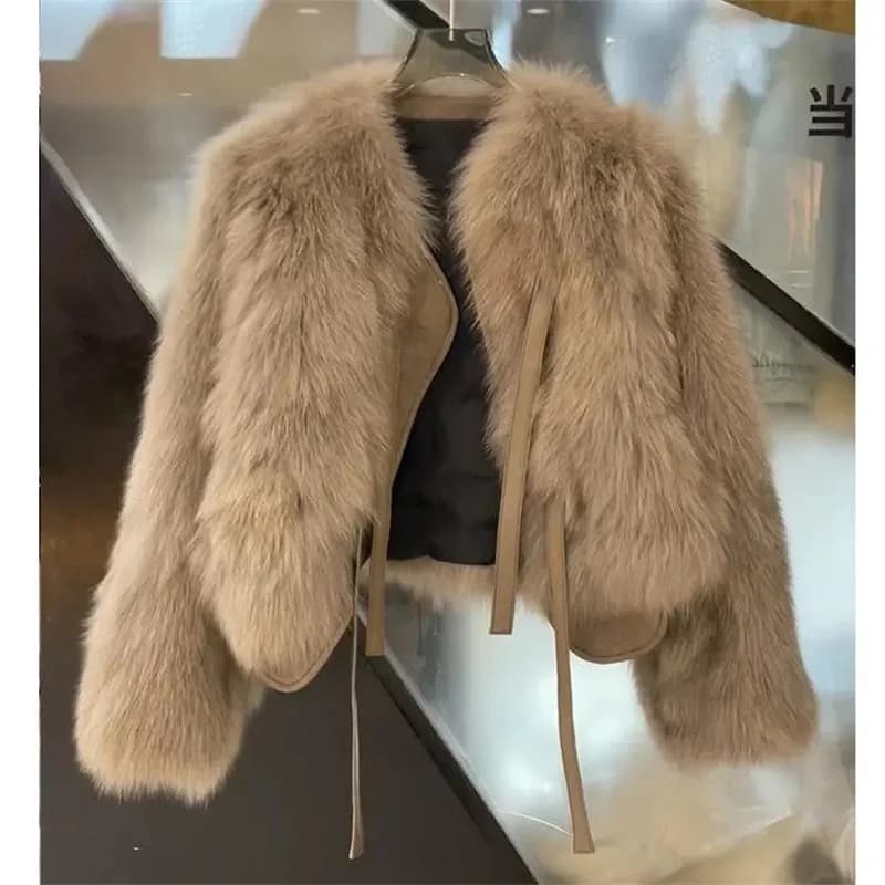 Imitation Fox Fur Grass Coat Women's Short 2026 Autumn/Winter New Korean Version Versatile Lace Up Thick Top Female Warm Outwear