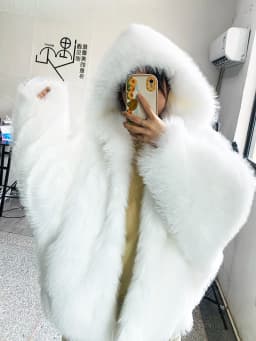 Nerazzurri Autumn Winter Oversized White Black Warm Shaggy Hairy Faux Fur Coat Women with Hood Loose Casual Fluffy Jacket 2023