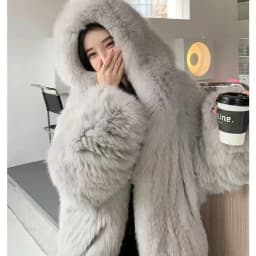 Faux Fur Jacket Women Winter Warm Hooded Fluffy Jacket Coat Loose Korean Fashion Fox Mink Jackets Thick Outerwear Snowwear New