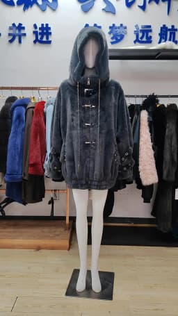 Lautaro Autumn Winter Thick Warm Faux Fur Coat Women with Hood Zipper Luxury Japanese Style Punk Harajuku Fluffy Jacket 2026