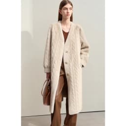 AMII Minimalist Fur Coats Woman 2026 Winter New Warm V-neck Pocket Women's Clothing Elegant Female Long Fur Outerwear 12424023