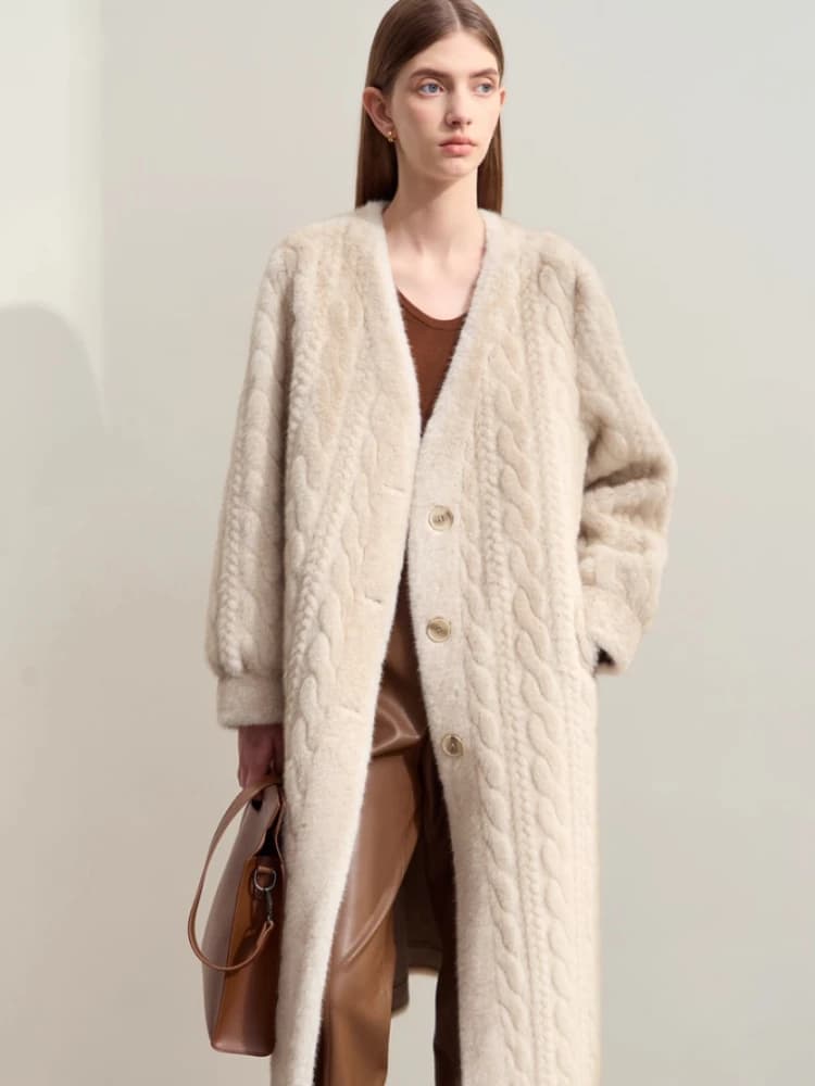 AMII Minimalist Fur Coats Woman 2026 Winter New Warm V-neck Pocket Women's Clothing Elegant Female Long Fur Outerwear 12424023