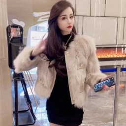 2026 Autumn Winter New Short Imitation Fox Fur Small Fragrant Fur Coat Women's Fashion Warm Single Breasted Round Neck Coats Top