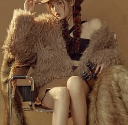 Fluffy Fur Coat Colorful Streetwear Women Faux Fur Jacket Big Size Women Clothing Sheepskin Coat Long Sleeve Chic Short Coat