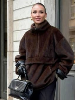DFDG Women's Designer Street Oversized Plush Faux Fur Jacket Autumn Winter 2025 Half Zip Stand Collar Solid Color Hooded Coat