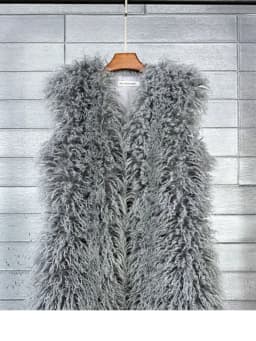 ZADORIN Fashion Winter 75cm Long Fluffy Faux Fur Vest Women Colorful Faux Mongolia Sheep Fur Gilet Fake Fur Jackets Women Coats
