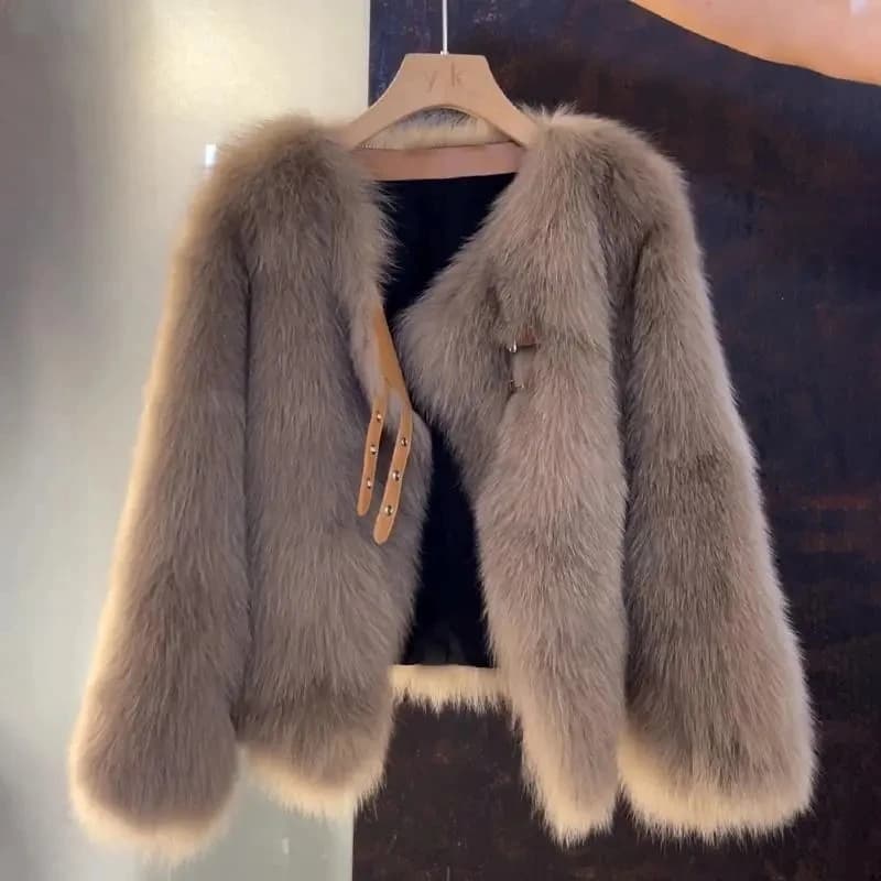 Imitation Fox Fur Grass Coat Short 2025 Autumn/Winter New Women's Korean Version Loose Thicken Fur Small Fragrant Style Top