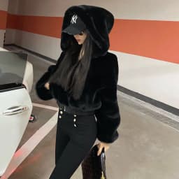 Y2k Women Soft Faux Fur Jacket Autumn Winter Cropped Jacket Black Long-sleeve Streetwear Zipper Jacket Warm Fur Coat Hooded Tops