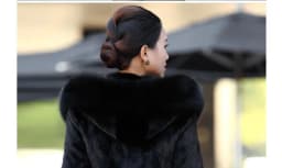 Women's Faux Fur Coat Winter Warm Black Imitation Fox Fur Long Round Neck Hat Temperament Young Lady 2021 New
