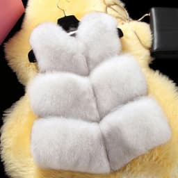 HJQJLJLS 2022 Autumn Winter Thick Warm Faux Fur Vest Women High Quality Fashion O-Neck Short Fur Coat Female Jacket Fuzzy Coat