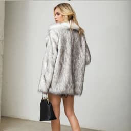 Women's fur coat imitation fox fur coat leisure warm fur coat in large European and American sizes jacket loose cardigan top