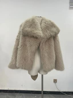 European American Winter New Fashion Women's Elegant Casual Trendy Simple Basic Faux Fur Cardigans Female Clothes Coats Tops