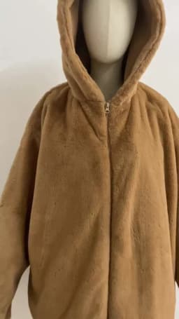 Oversize Parkas Women's Winter Fur Jacket Female Loose Faux Rabbit Fur Zip Hooded Thicken Short Fur Coat Thick Furry Warm Jacket