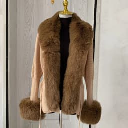Women Faux Fur Knitted Cardigan with Fox Whole Fur Collar Autumn-Winter Luxury Faux Fox Fur Cardigan Fashion Sexy Artificial Fur