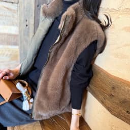 Luxury Faux Fur Vest Korean Fashion Women Winter Fall Design Solid Color High Quality Women Faux Fur Coats Sleeveless