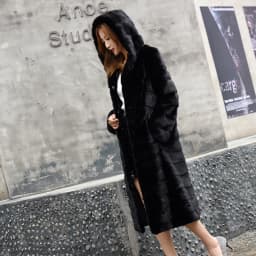 Winter women's new mink coat and hooded large size warm jacket