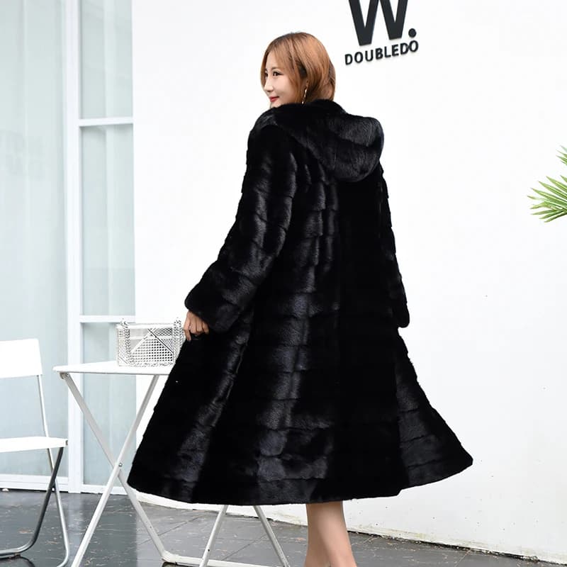 Winter women's new mink coat and hooded large size warm jacket